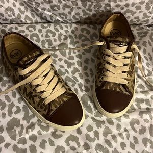 Michael Kors Sneakers